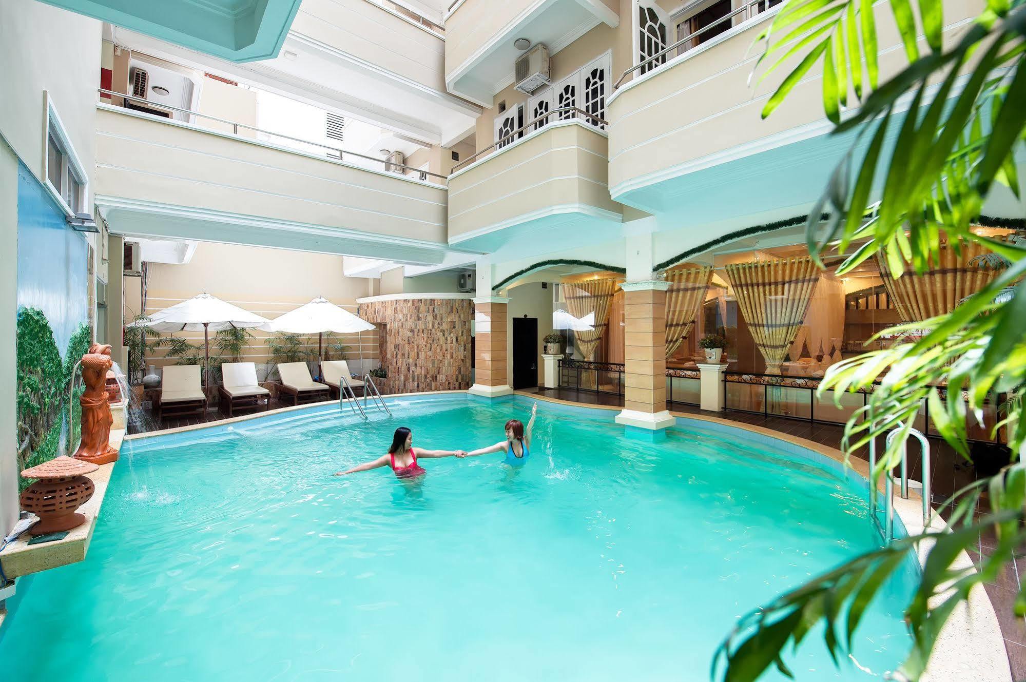Palm Beach Hotel Nha Trang Buitenkant foto
